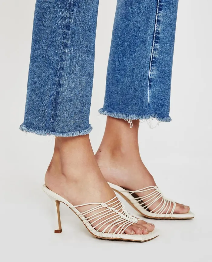 AG Jeans Farrah Boot Crop 18 Years Expansive Women Denim AG Jeans Farrah Boot Crop 18 Years Expansive Women Denim