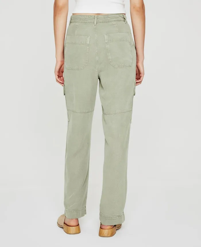 AG Jeans Knoxx Cargo Sulfur Fresh Eucalyptus Women Pants AG Jeans Knoxx Cargo Sulfur Fresh Eucalyptus Women Pants