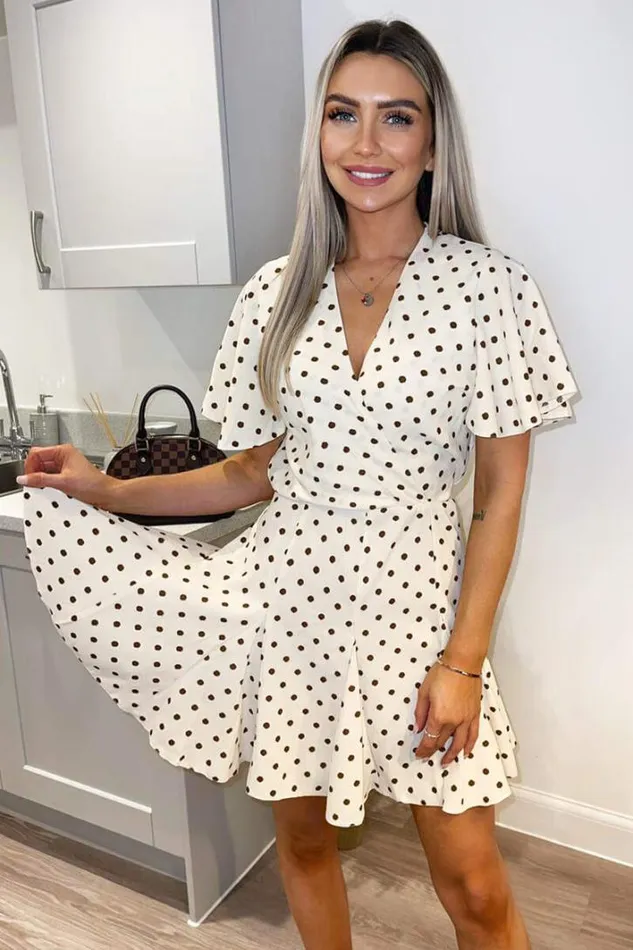 AX Paris Cream Spotty Butterfly Sleeve Pleated Mini Dress Dresses