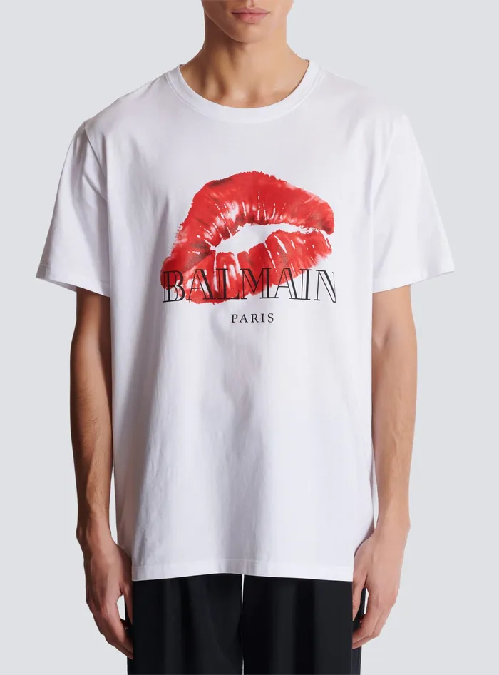 Balmain TShirts Men Relaxed Tshirt With Kiss Print White