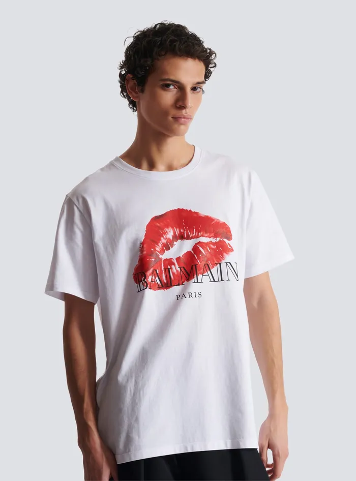 Balmain TShirts Men Relaxed Tshirt With Kiss Print White