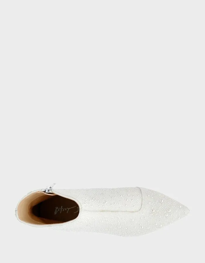 Betsey Johnson Women CADY IVORY Ivory
