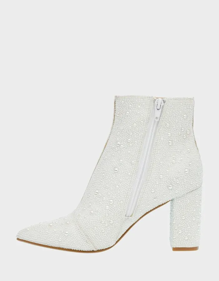 Betsey Johnson Women CADY IVORY Ivory