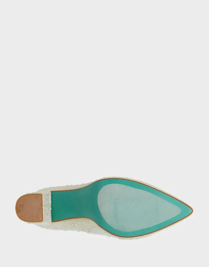 Betsey Johnson Women CADY IVORY Ivory
