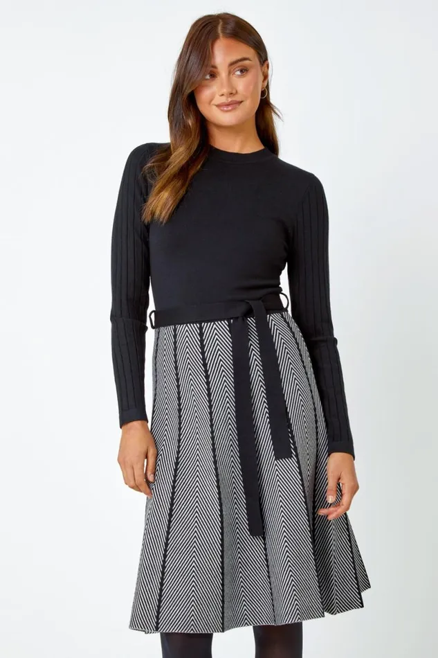 Black Chevron Print Belted Jumper Dress Women Roman Dresses