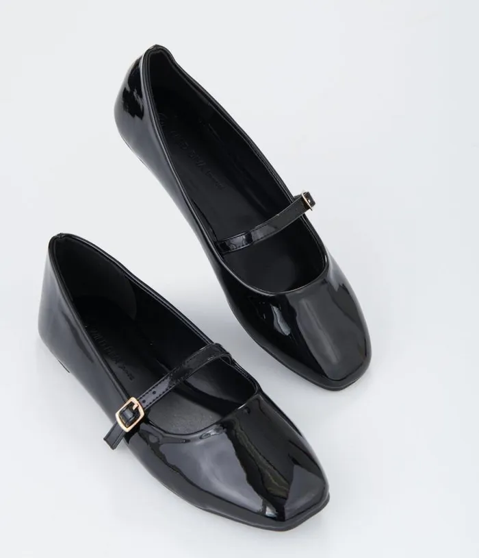Black Patent Leatherette Mary Jane Flats Shoes Unique Vintage Flats