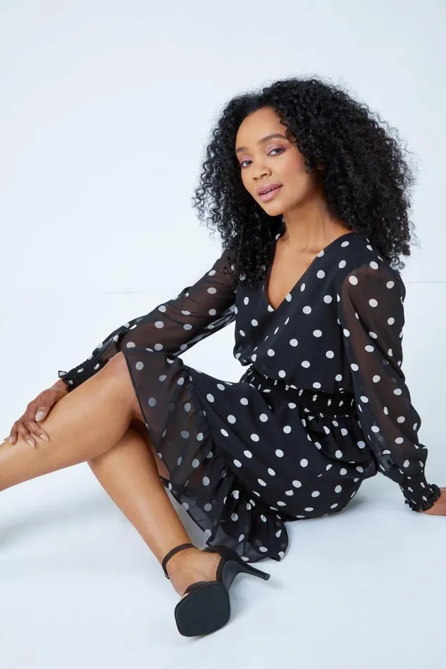 Black Petite Spot Tiered Chiffon Frill Dress Women Roman Dresses