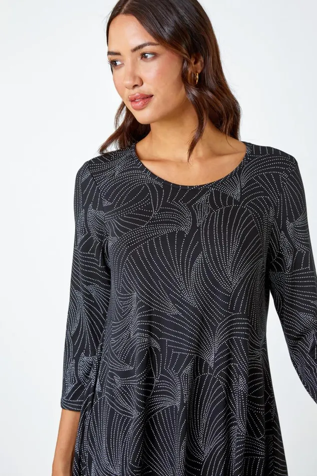 Black Swirl Print Hanky Hem Stretch Top Women Roman Tops