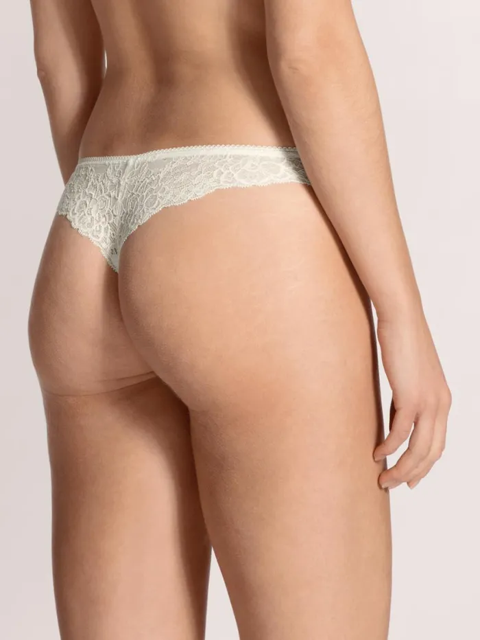 CALIDA Bottoms Women String Low Cut Alabaster Crme