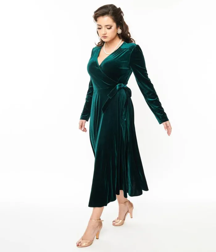 Collectif 1940s Green Velvet Kendra Wrap Dress Dresses Unique Vintage Wrap Dresses Collectif 1940s Green Velvet Kendra Wrap Dress Dresses Unique Vintage Wrap Dresses