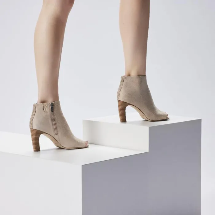 Donald Pliner Bootie PROMYSE Sand 8211 Women Donald Pliner Bootie PROMYSE Sand 8211 Women