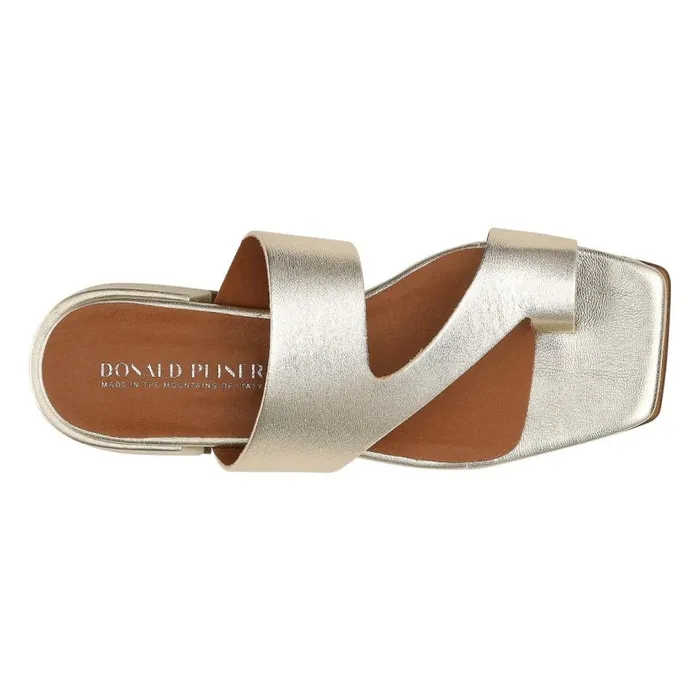 Donald Pliner Casual QUIN Platino 8211 Women