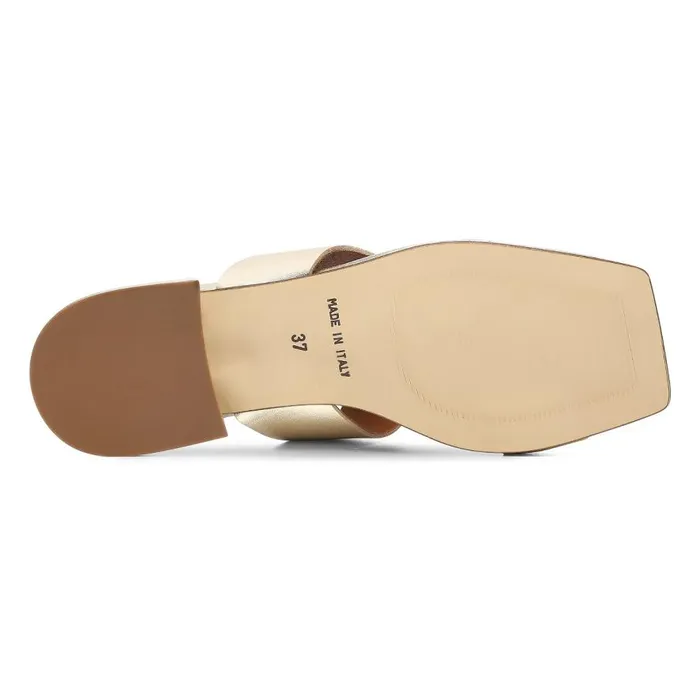 Donald Pliner Casual QUIN Platino 8211 Women