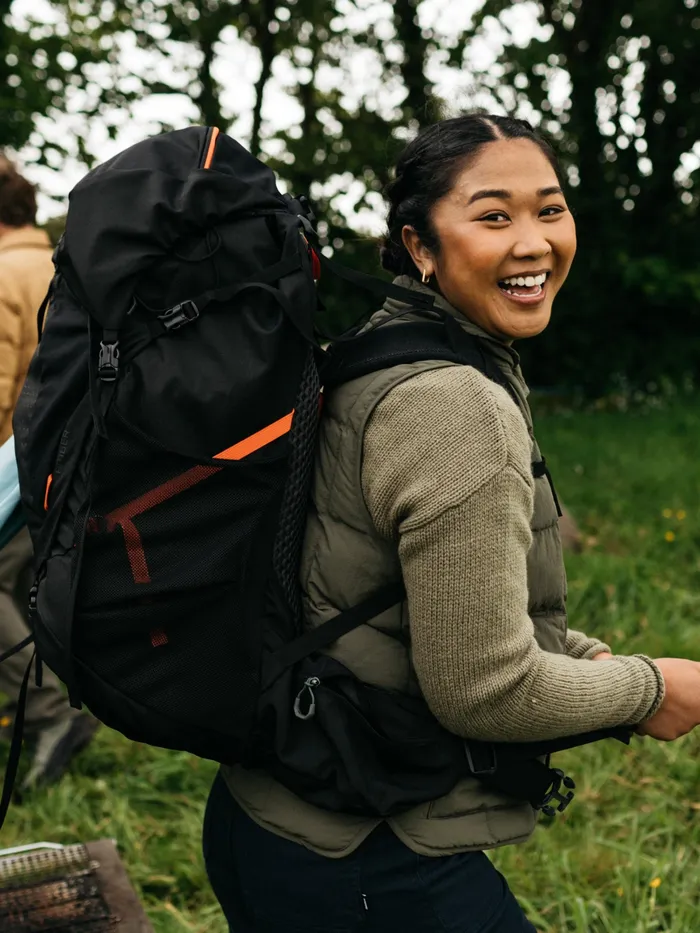 Finisterre Bags MenWomen Finisterre Gregory Amber 54 Backpack Black