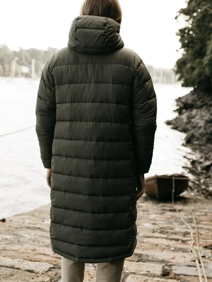 Finisterre Jackets and Coats Women Elara Coat Olive