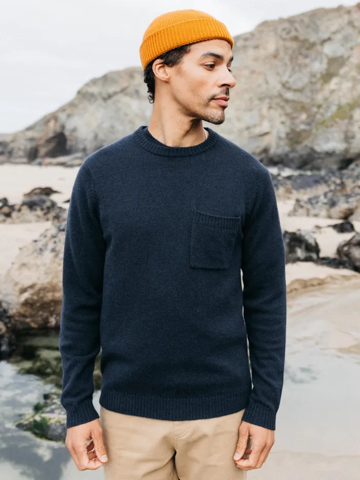Finisterre Knitwear Men Cavan Pocket Knit Sweater Navy
