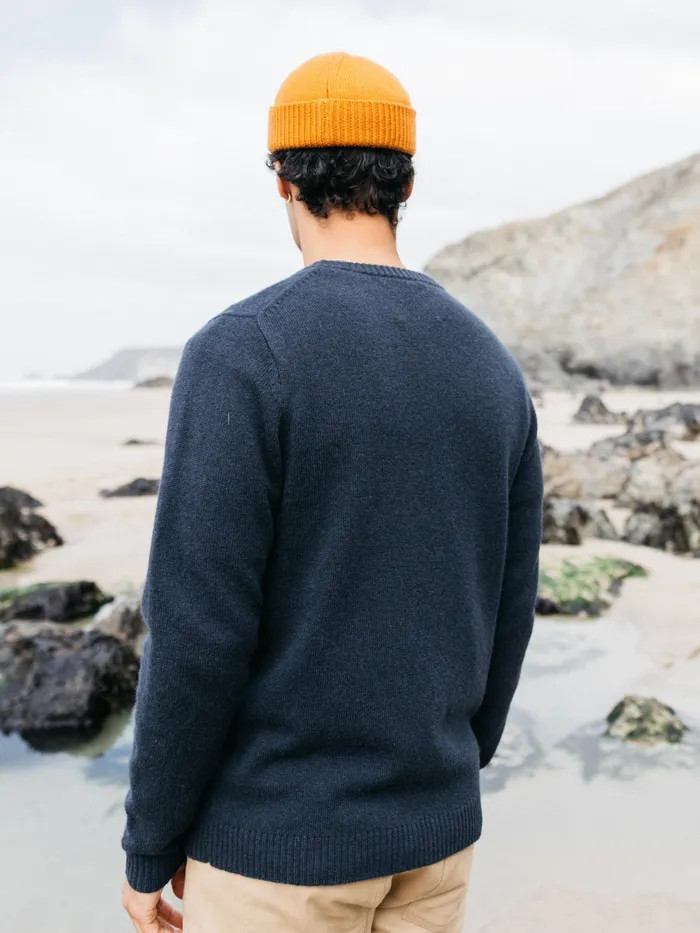 Finisterre Knitwear Men Cavan Pocket Knit Sweater Navy