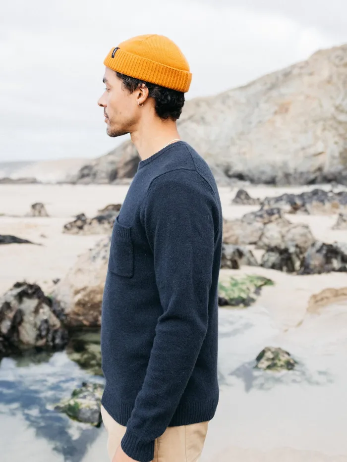Finisterre Knitwear Men Cavan Pocket Knit Sweater Navy