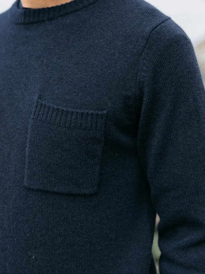 Finisterre Knitwear Men Cavan Pocket Knit Sweater Navy