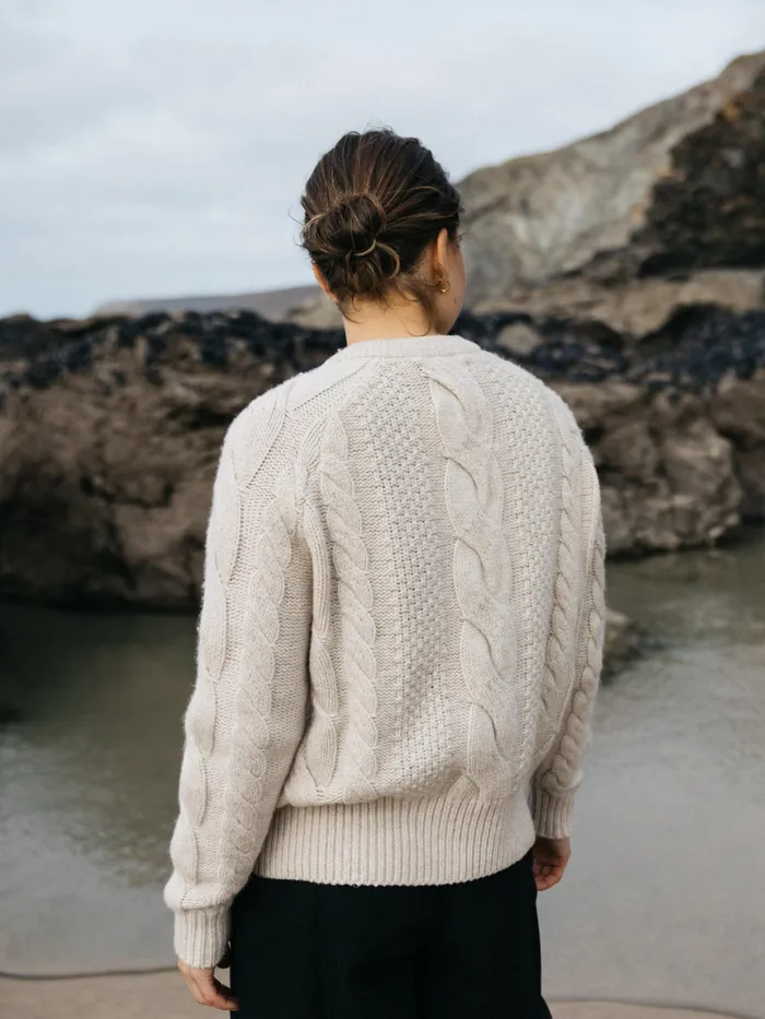 Finisterre Knitwear Women Ennis Cable Knit Cardigan Oatmeal