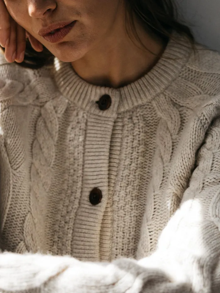 Finisterre Knitwear Women Ennis Cable Knit Cardigan Oatmeal