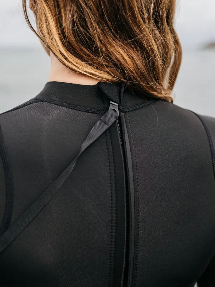 Finisterre Swimwear and Bikinis Women Nieuwland 2mm Yulex Long Sleeve Spring Suit Black