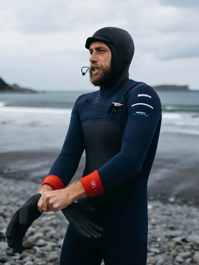 Finisterre Wetsuits Men Nieuwland 5545mm Yulex Chest Zip Hooded Wetsuit Ink