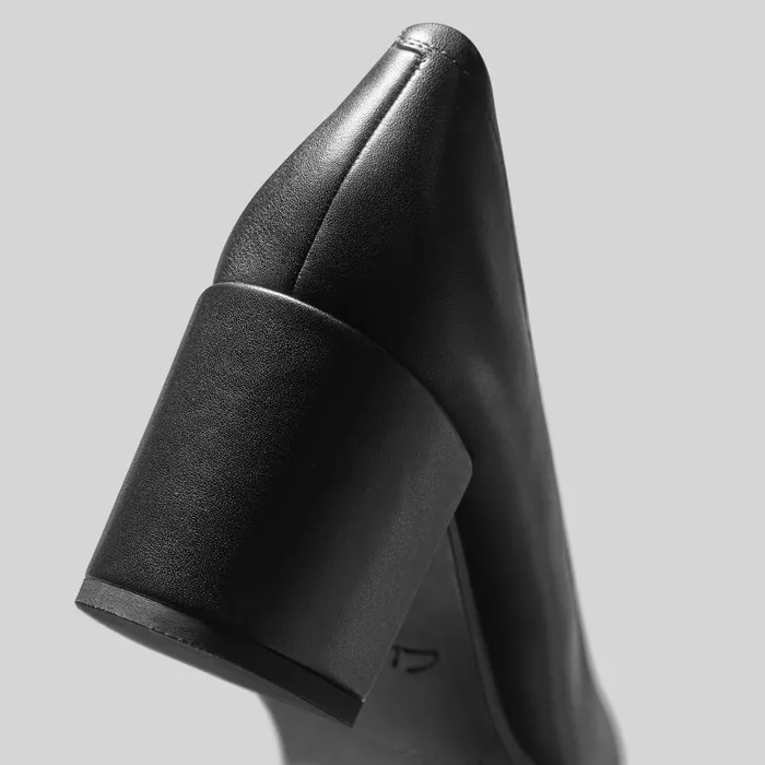 Freva 55 Court Black Leather Women Clarks Dress Shoes
