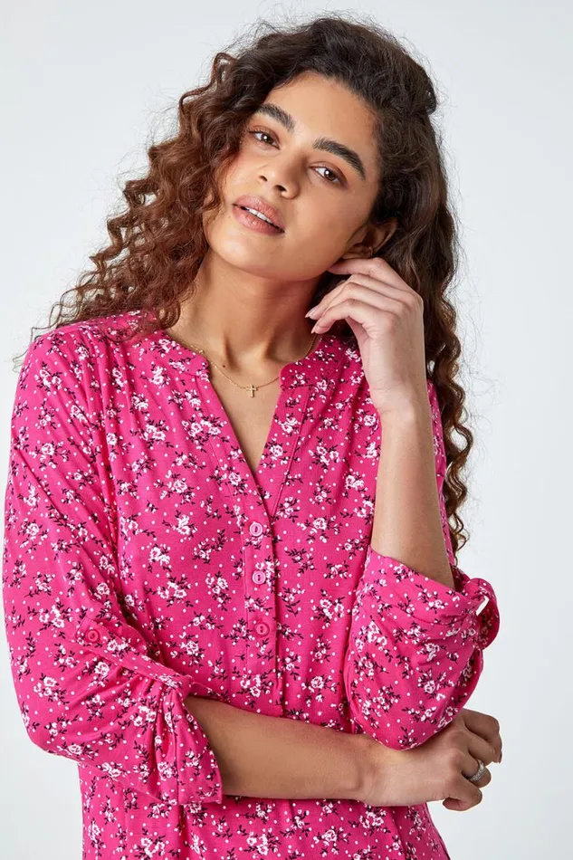 Fuchsia Ditsy Floral Notch Neck Stretch Top Women Roman Tops