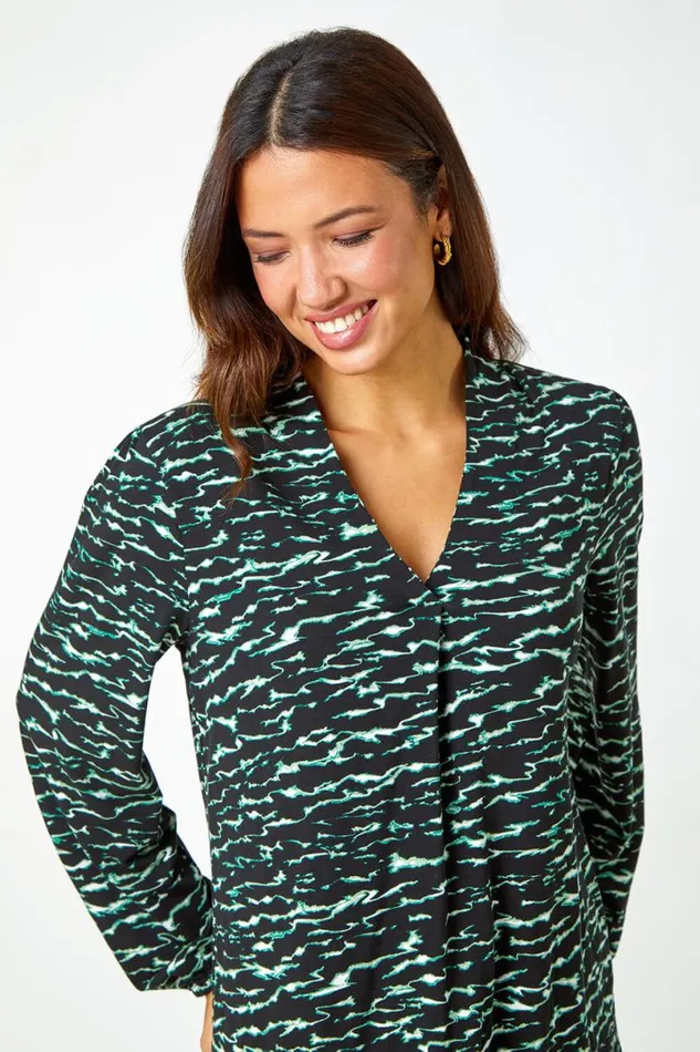 Green Wave Print Pleated VNeck Stretch Top Women Roman Tops