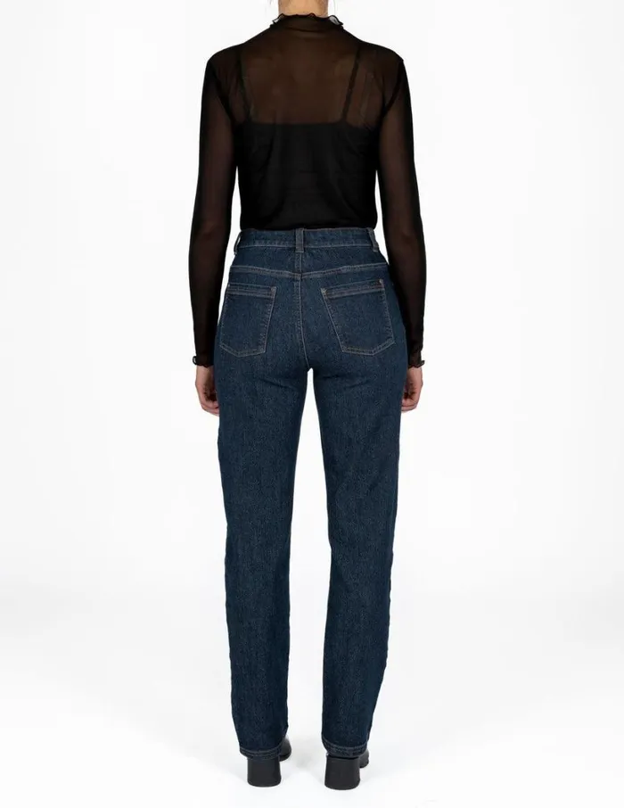 Hue Straight Leg Jeans Dark Rinse Wash Women Denim