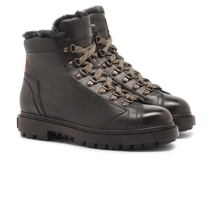 Men Black Tumbled Leather Hiking Boot With Fur Santoni Boots
