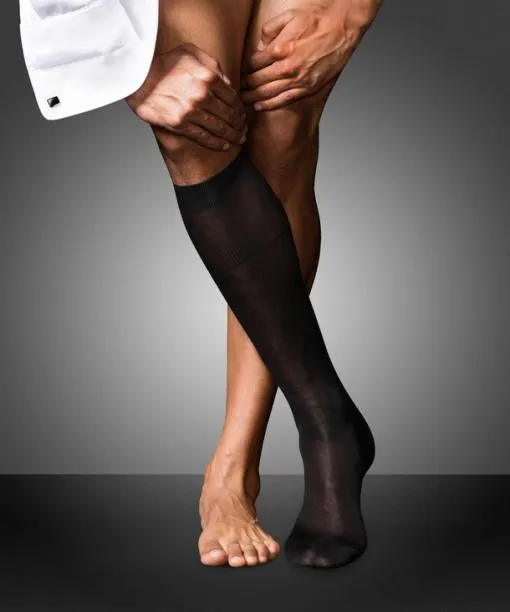 Men No 4 Pure Silk Men Kneehigh Socks Black FALKE Knee High Socks