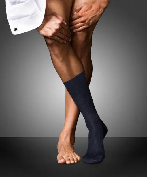 Men No 7 Finest Merino Men Socks Dark Navy FALKE Socks