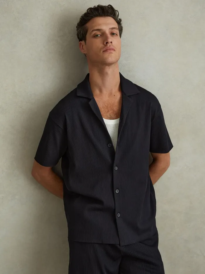 Men Reiss Shirts Chase Ribbed Cuban Collar Shirt Navy
