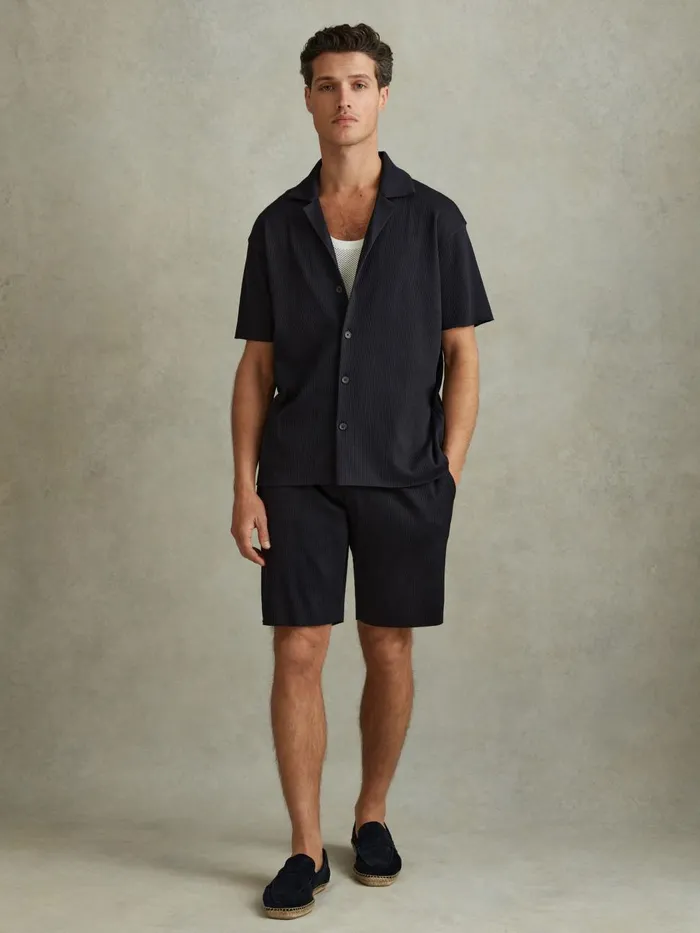Men Reiss Shirts Chase Ribbed Cuban Collar Shirt Navy