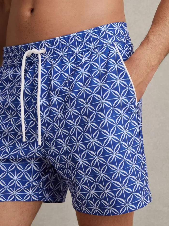 Men Reiss Swimwear Fraser Geometric Print Drawstring Swim Shorts Bright Bluewhite