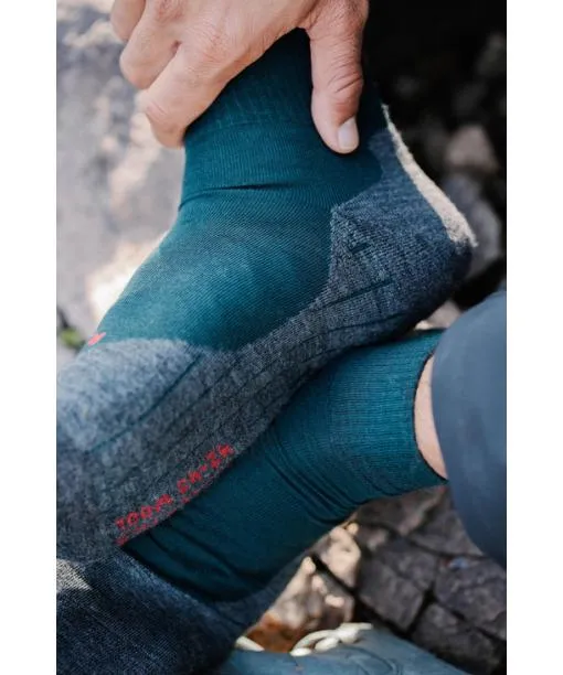 Men TK5 Wander Wool Short Men Trekking Short Sock Holly FALKE Hiking Socks