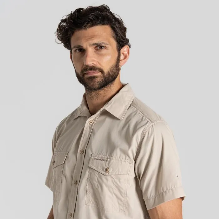 Mens Short Sleeve Craghoppers Kiwi Short Sleeved Shirt Oatmeal Mens Short Sleeve Craghoppers Kiwi Short Sleeved Shirt Oatmeal