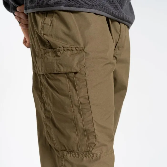 Mens Walking Trousers Craghoppers Kiwi Classic Trousers Dark Moss Mens Walking Trousers Craghoppers Kiwi Classic Trousers Dark Moss