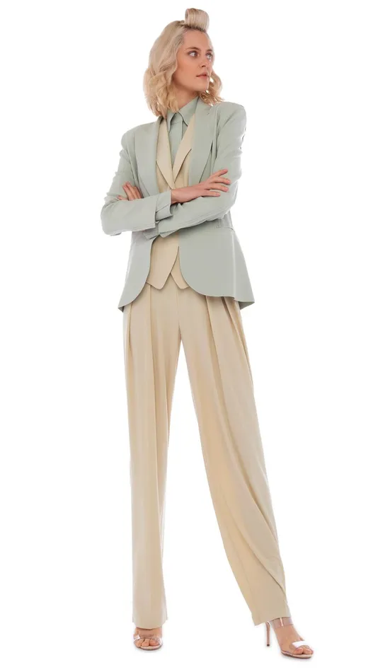 Norma Kamali Jackets CLASSIC SINGLE BREASTED JACKET Dried Sage 8211 Clothing Norma Kamali Jackets CLASSIC SINGLE BREASTED JACKET Dried Sage 8211 Clothing