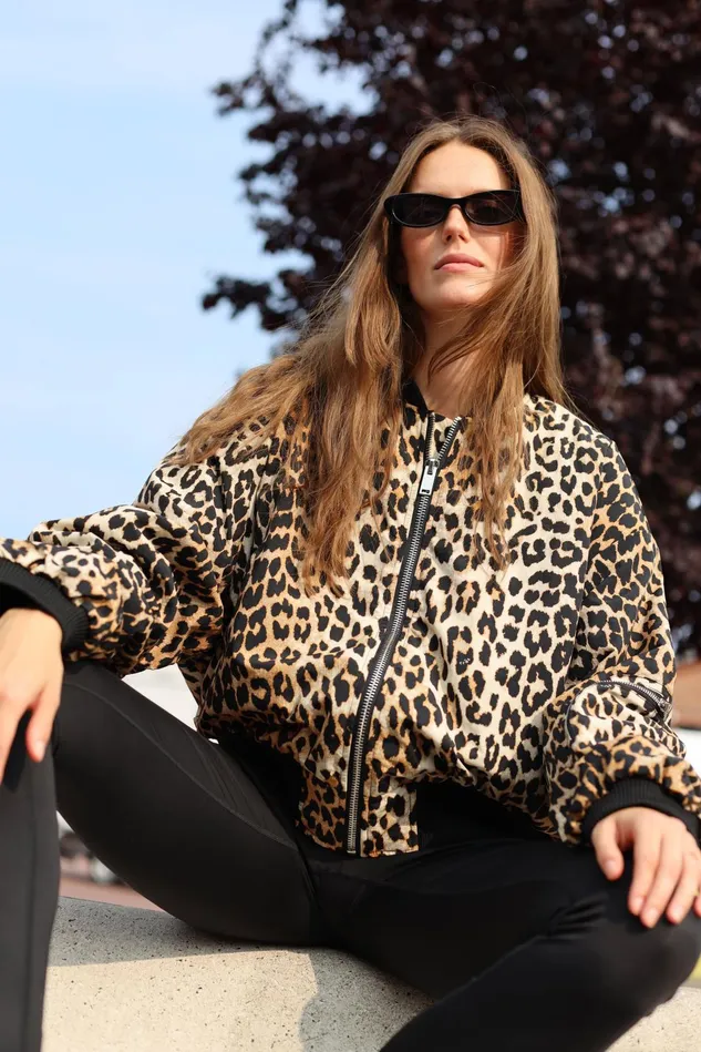 Origin Bomber 8211 Urban Leo Women Cras Jackets