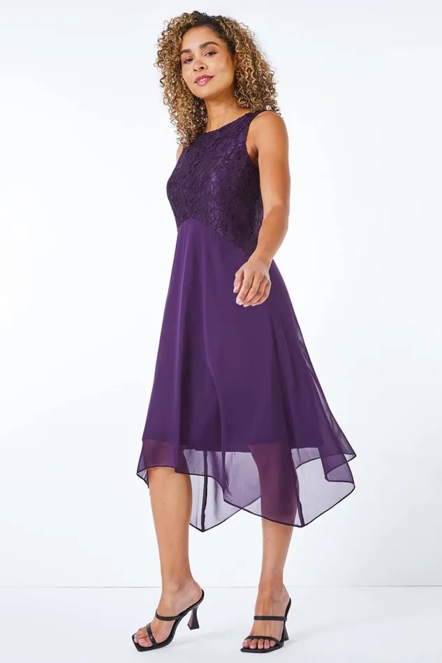 Plum Petite Lace Bodice Dress Women Roman Dresses