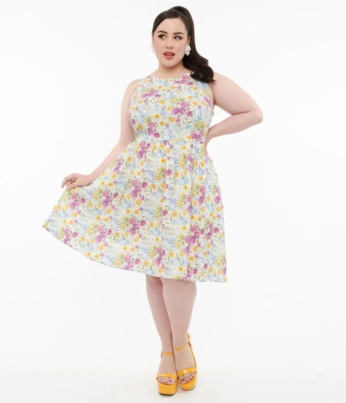 Retrolicious Plus Size 1950s Vintage Style Wildflower Cotton Swing Dress DressesPlus Unique Vintage Pocket Dresses Retrolicious Plus Size 1950s Vintage Style Wildflower Cotton Swing Dress DressesPlus Unique Vintage Pocket Dresses