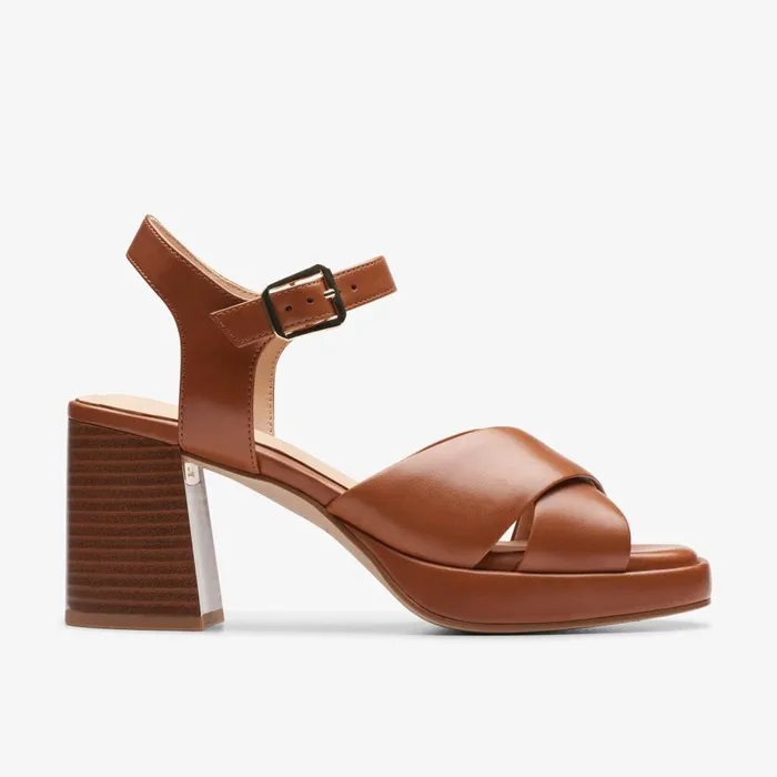 Ritzy 75 Rae Tan Leather Women Clarks Sandals and Flip Flops