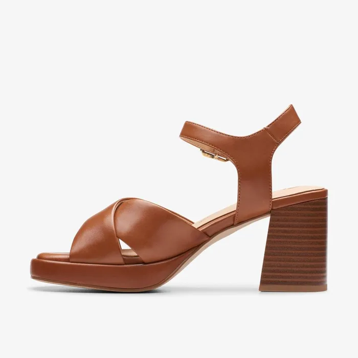 Ritzy 75 Rae Tan Leather Women Clarks Sandals and Flip Flops