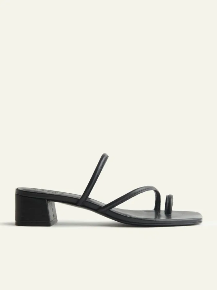 Shoes The Reformation Meena Toe Ring Block Heel Sandal Black