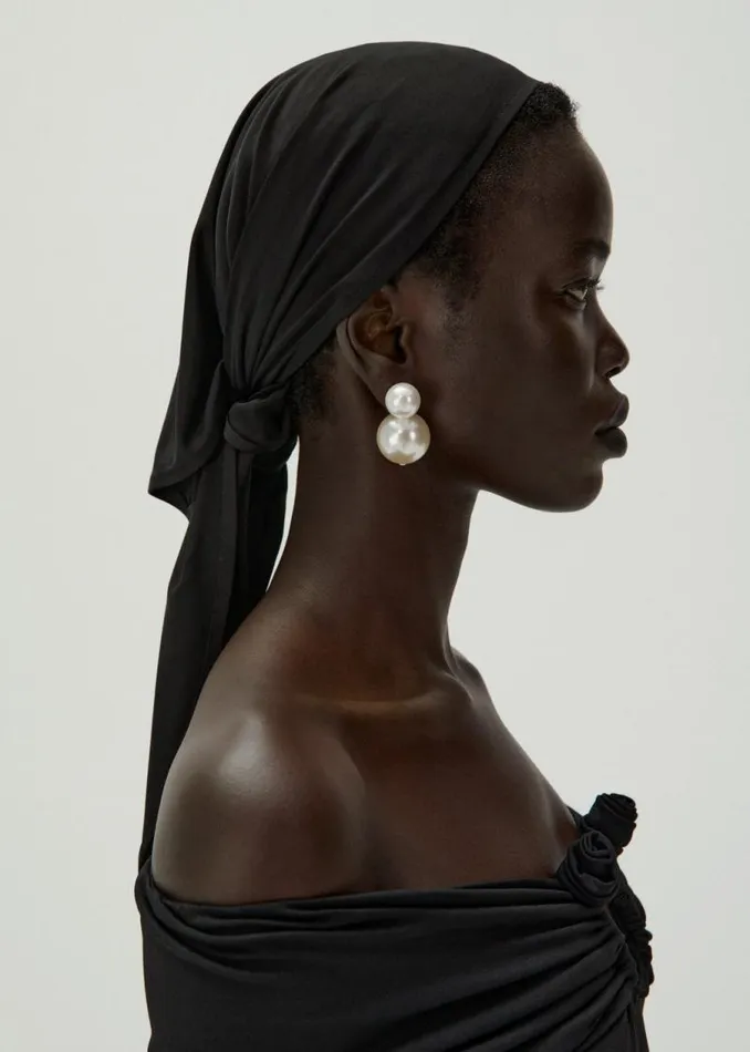 Shop Magda Butrym Jewelry Chunky Pearl Earrings Shop Magda Butrym Jewelry Chunky Pearl Earrings