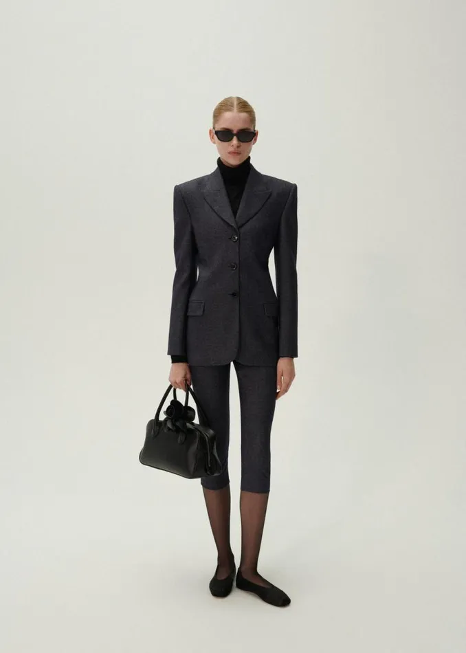 Shop Magda Butrym Tailoring And Suits Capri Slim Wool Pants In Navy Shop Magda Butrym Tailoring And Suits Capri Slim Wool Pants In Navy