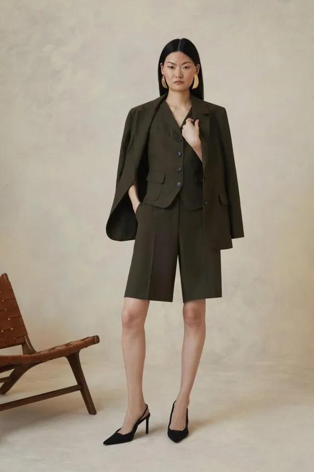 Shorts Women Karen Millen The Founder Premium Tailored Tencel Linen Walking Shorts Khaki